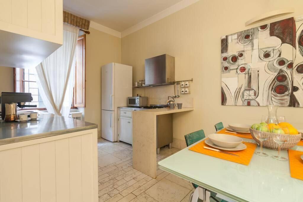 Borgo Pio - Quite And Spacious Apt Rome Buitenkant foto